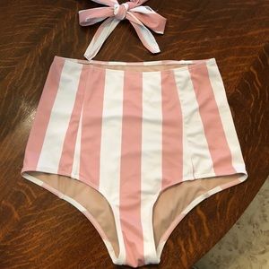 Kortni Jeane bottoms